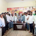 حلقہ اسمبلی ظہیرآباد سے نومنتخب کانگریس پارٹی سرپنچس نائب سرپنچس اور وارڈ اراکین کو سابق ریاستی وزیر چندرا شیکھر نے مبارکباد دی