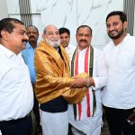 On the occasion of Telangana Formation Day, senior Congress leader and Telangana movement veteran Dr. M. A. Ansari met TPCC President & MLC Shri Bomma Mahesh Kumar Goud at Gandhi Bhavan, Hyderabad.